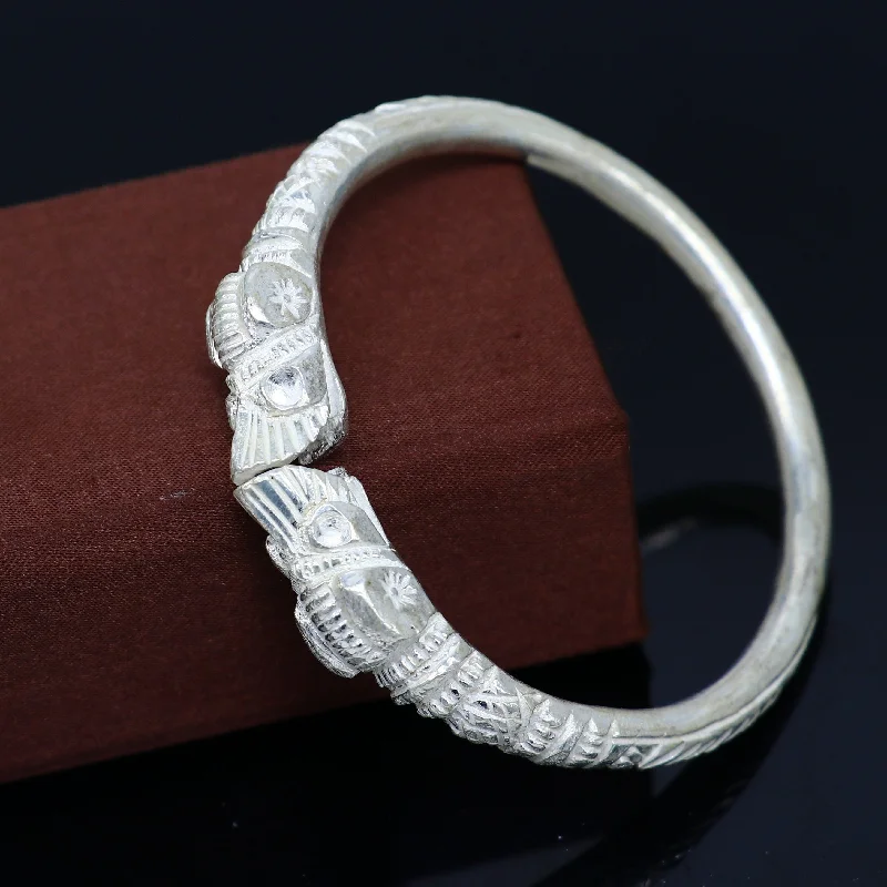 Vintage design handmade Solid silver men's bangle bracelet adjustable kada solid crocodile face tribal design bangle gifting kada nssk441