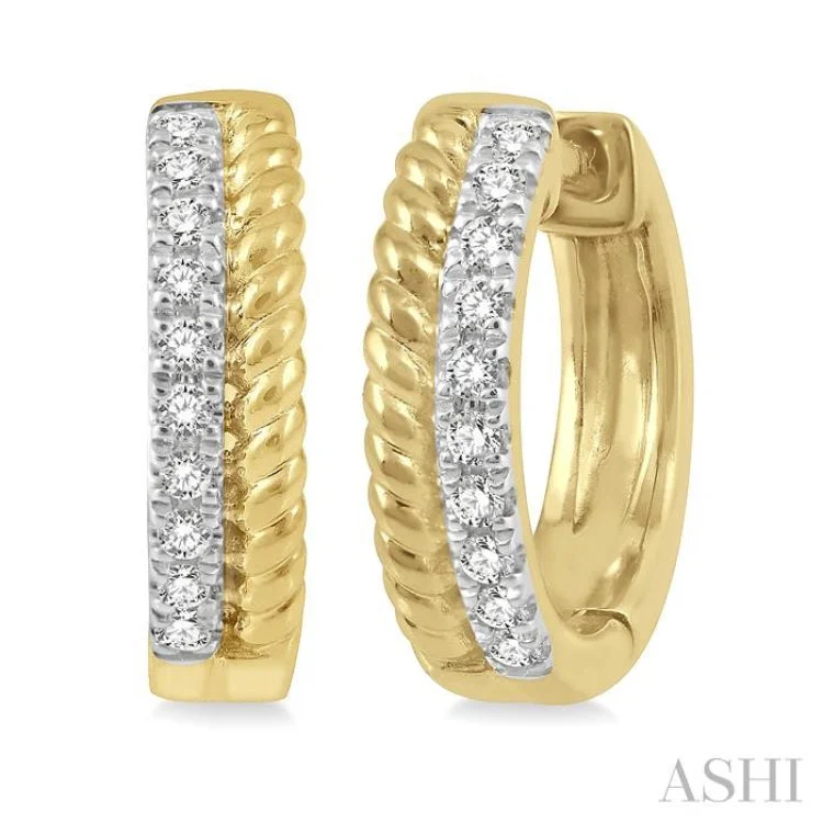 1/10 Ctw Rope Bead & Round Cut Diamond Huggie Earrings in 10K Yellow Gold