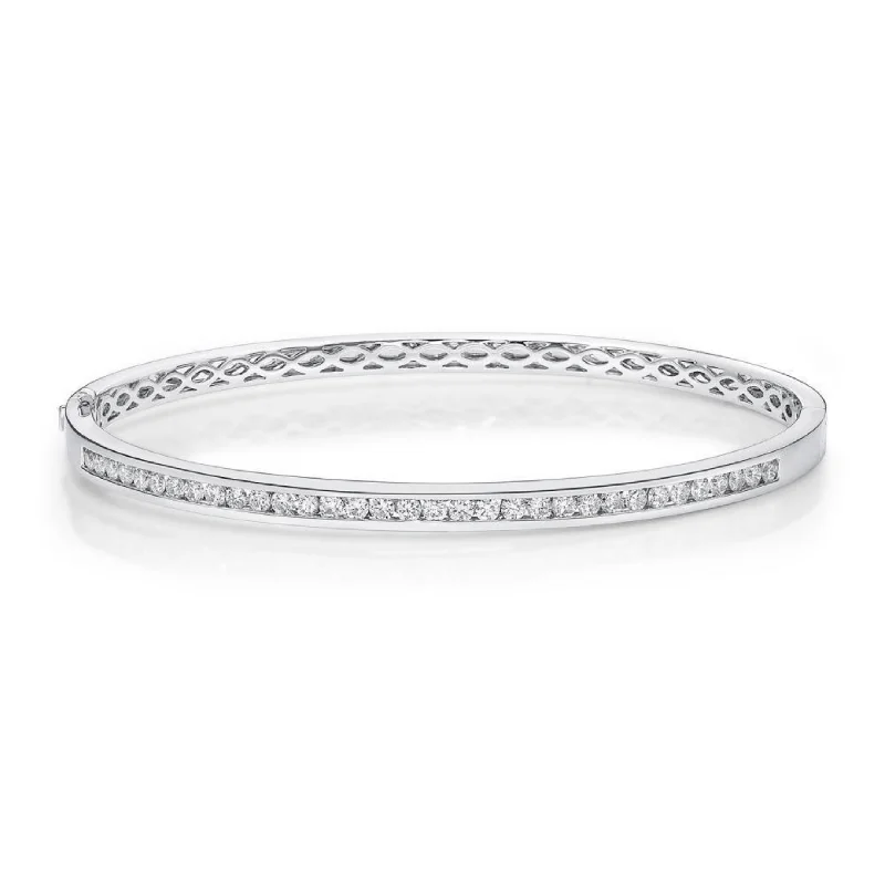 18K White Gold Diamond Bangle