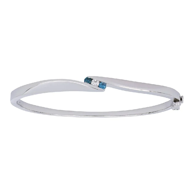 Blue Diamond Bangle (Blue Diamond 0.15 cts. White Diamond 0.0)9 cts.