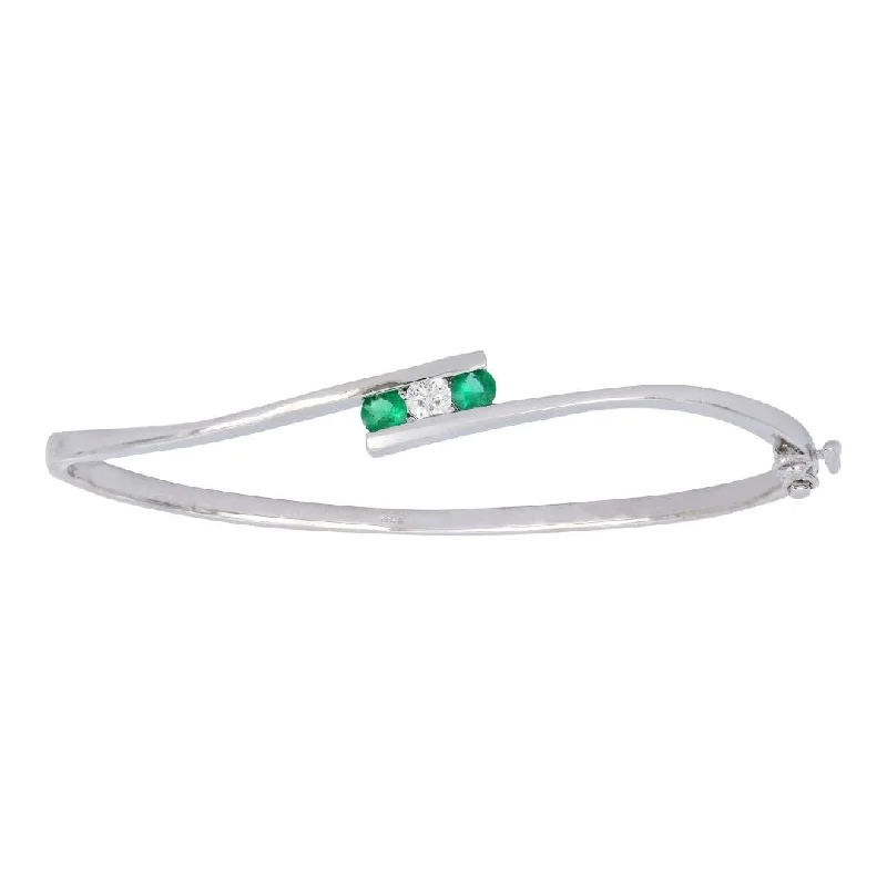 Emerald Bangle (Emerald 0.29 cts. White Diamond 0.17 cts.)