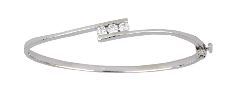 White Diamond Ladies Bangle (White Diamond 0.5 cts.)